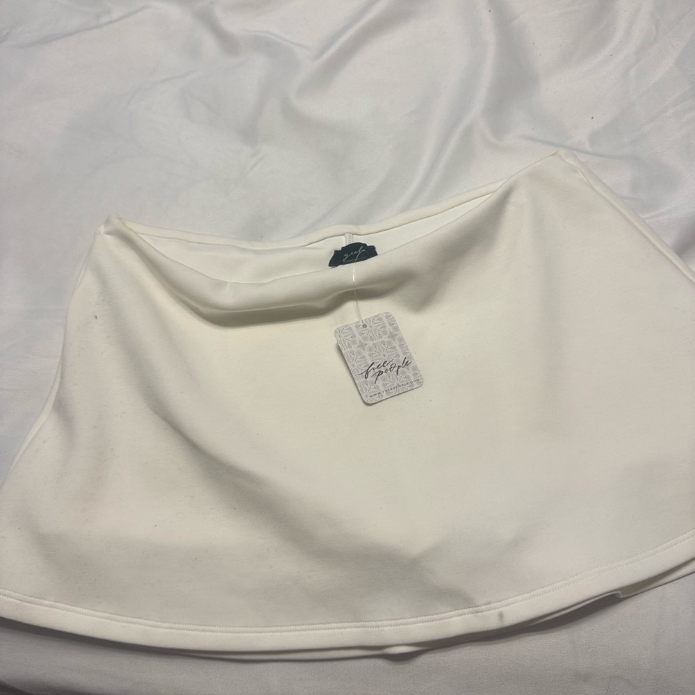 Free people Geel Aria white skirt (skort )